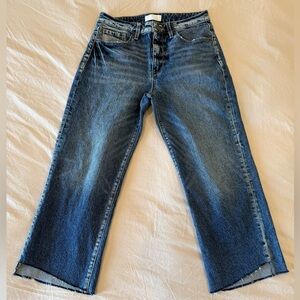 Women’s Raw Hem Flare Capri Jeans